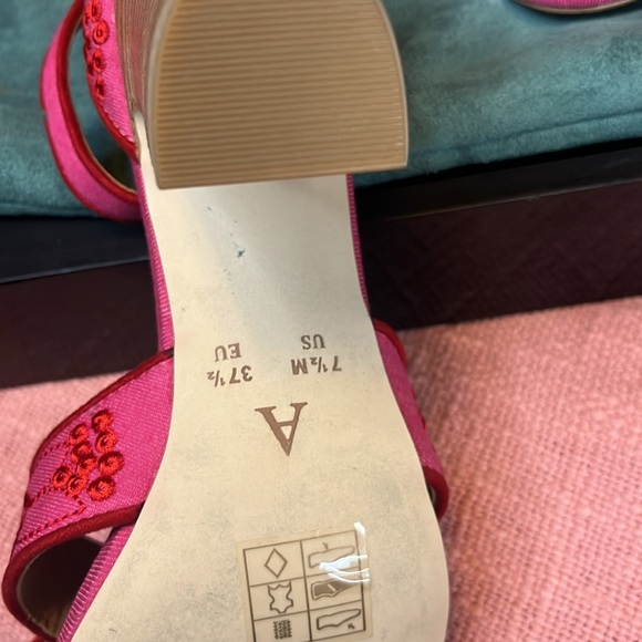 A by Anthropologie pink strappy heals size 7.5 us - Picture 7 of 8